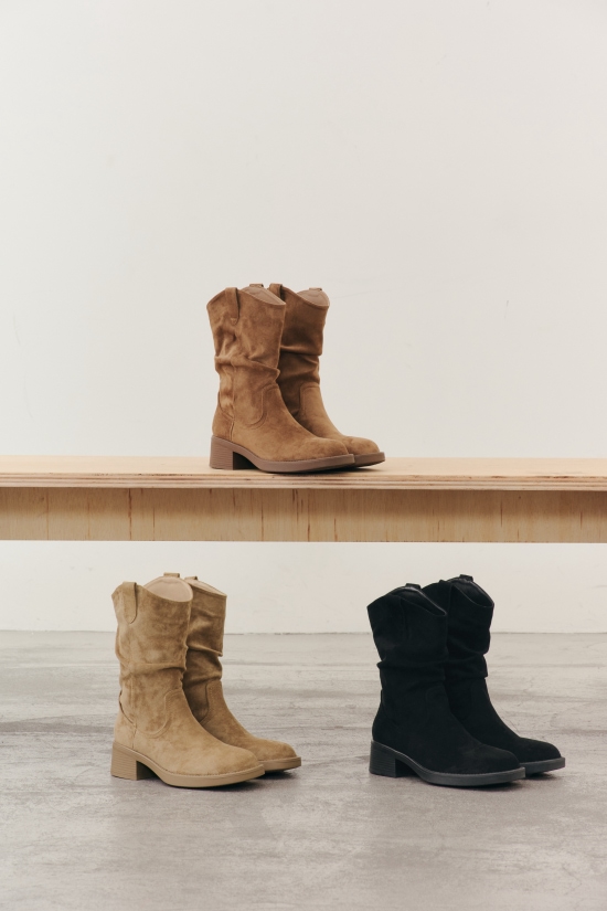 蜜大腿V口堆堆靴推薦 D+AF嬉皮小V口抓皺西部堆堆靴