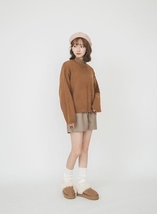 出國旅遊雪靴穿搭推薦 D+AF 軟綿萌寵．真皮羊毛厚底後拉帶雪靴拖鞋穿搭示範 保暖神器 女鞋流行趨勢 