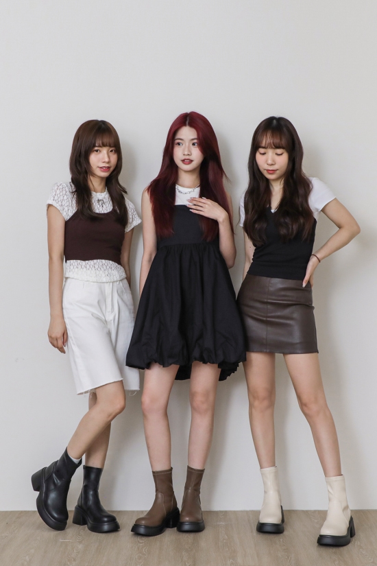 走春美鞋特輯美腿濾鏡．輕量加厚底瘦瘦短靴 輕量瘦瘦靴小編穿搭示範