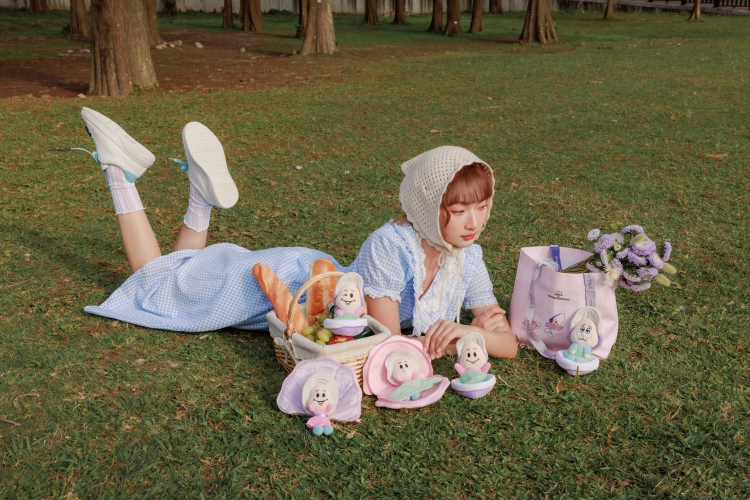 D+AF 迪士尼系列：穿上牡蠣寶寶，讓日常漫步充滿療癒夢幻色彩