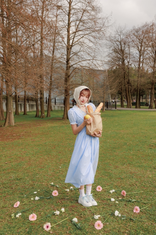 D+AF 迪士尼系列：【Disney】牡蠣寶寶雙色鞋帶小白鞋 小白鞋穿搭推薦