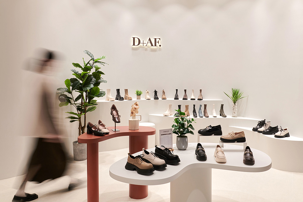 D+AF Taichung LaLaport Store