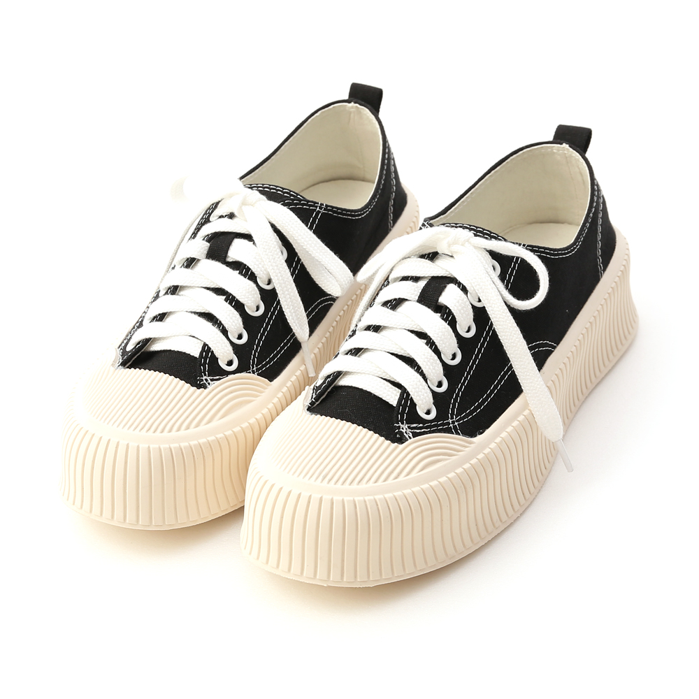 Thick Sole Canvas Sneakers Black
