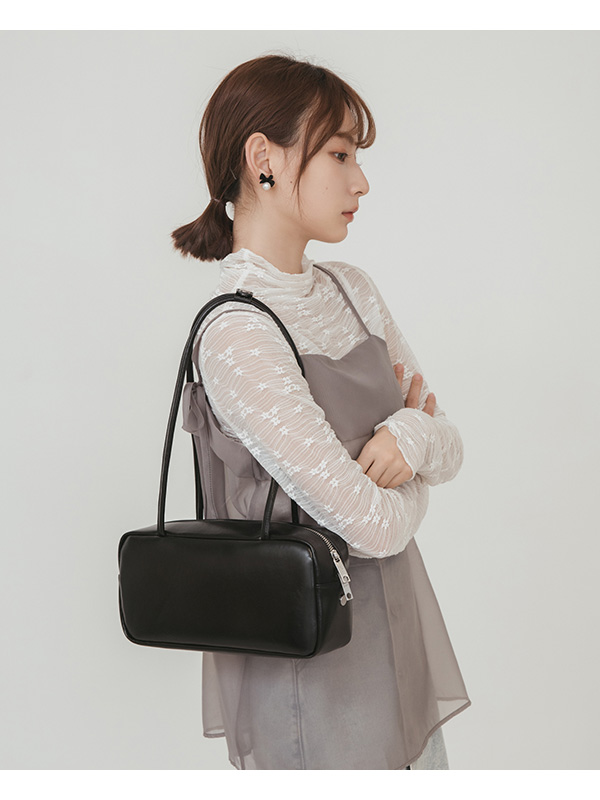 Square Shoulder Bag Black