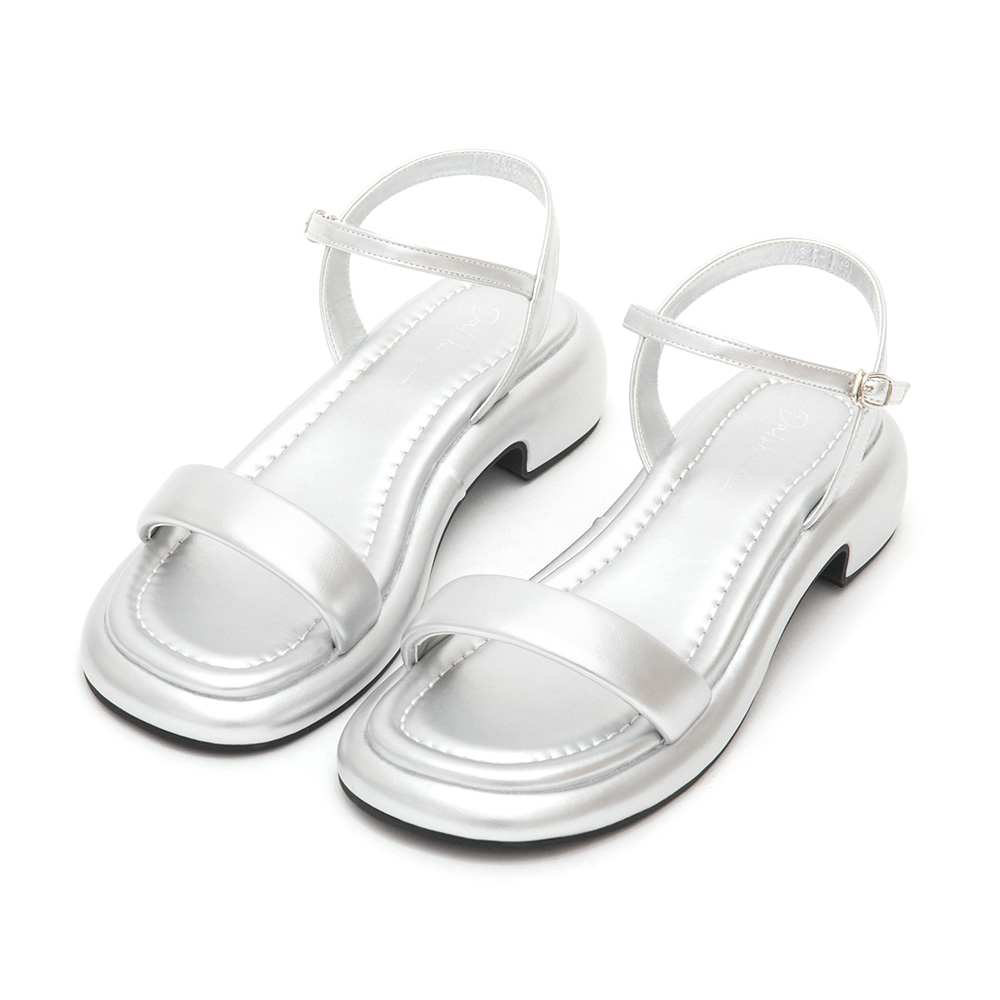 Single-Strap Low-Heeled Sandals 科技銀