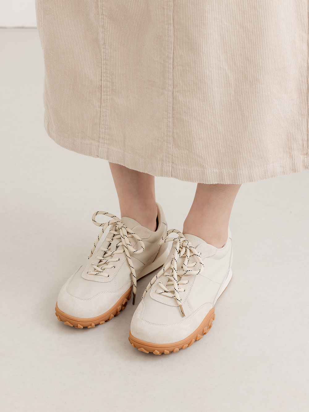 機能增高真皮阿甘休閒鞋 米白