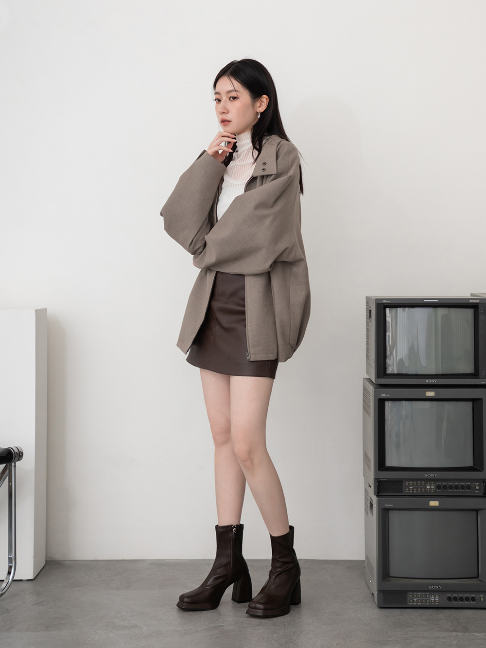 女神降臨．加厚水台高跟瘦瘦短靴 復古咖