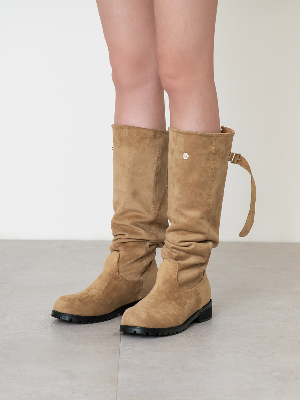 潮流熱搜後拉鍊寬筒堆堆靴 卡其色