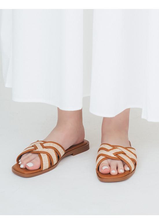 Woven Flat Sandals Brown