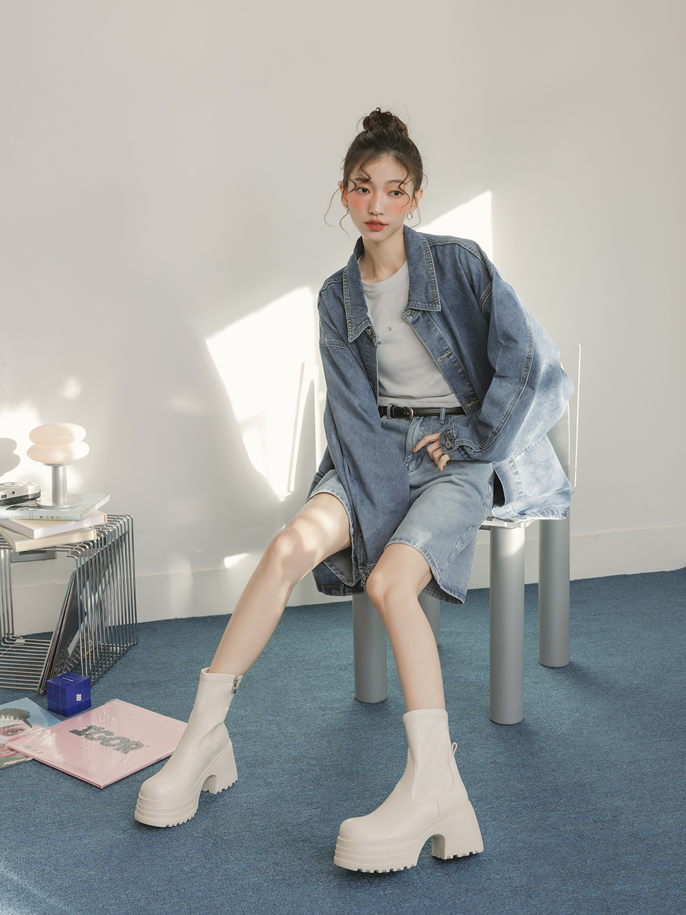 愛豆偶像素面厚底瘦瘦短靴 米白色