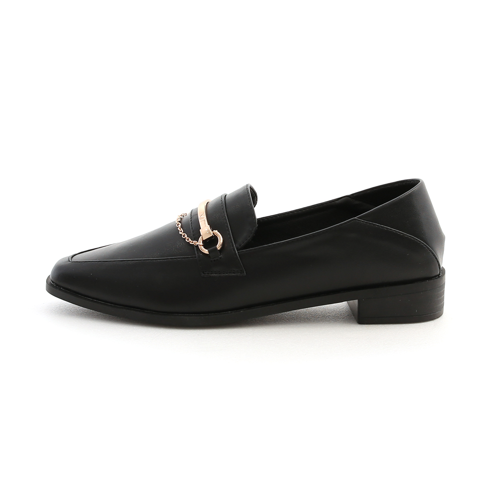 Metal Chain Pointy Loafers Black