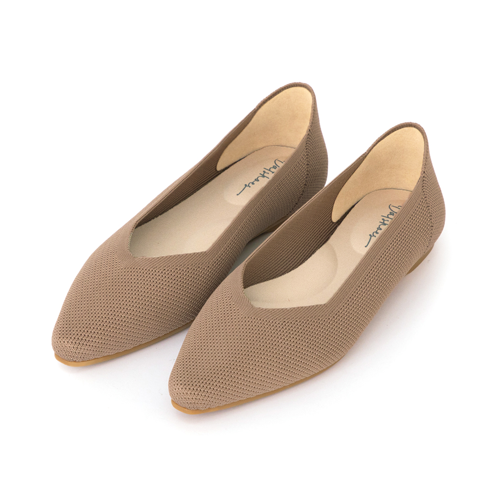 【3D零感雲織鞋】小V口尖頭通勤包鞋 摩卡色