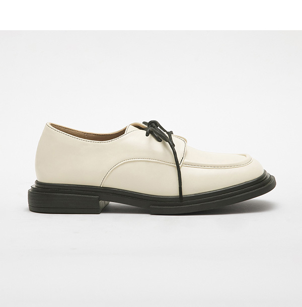 Square Toe Lace-up Low-Heel Derby Shoes Beige