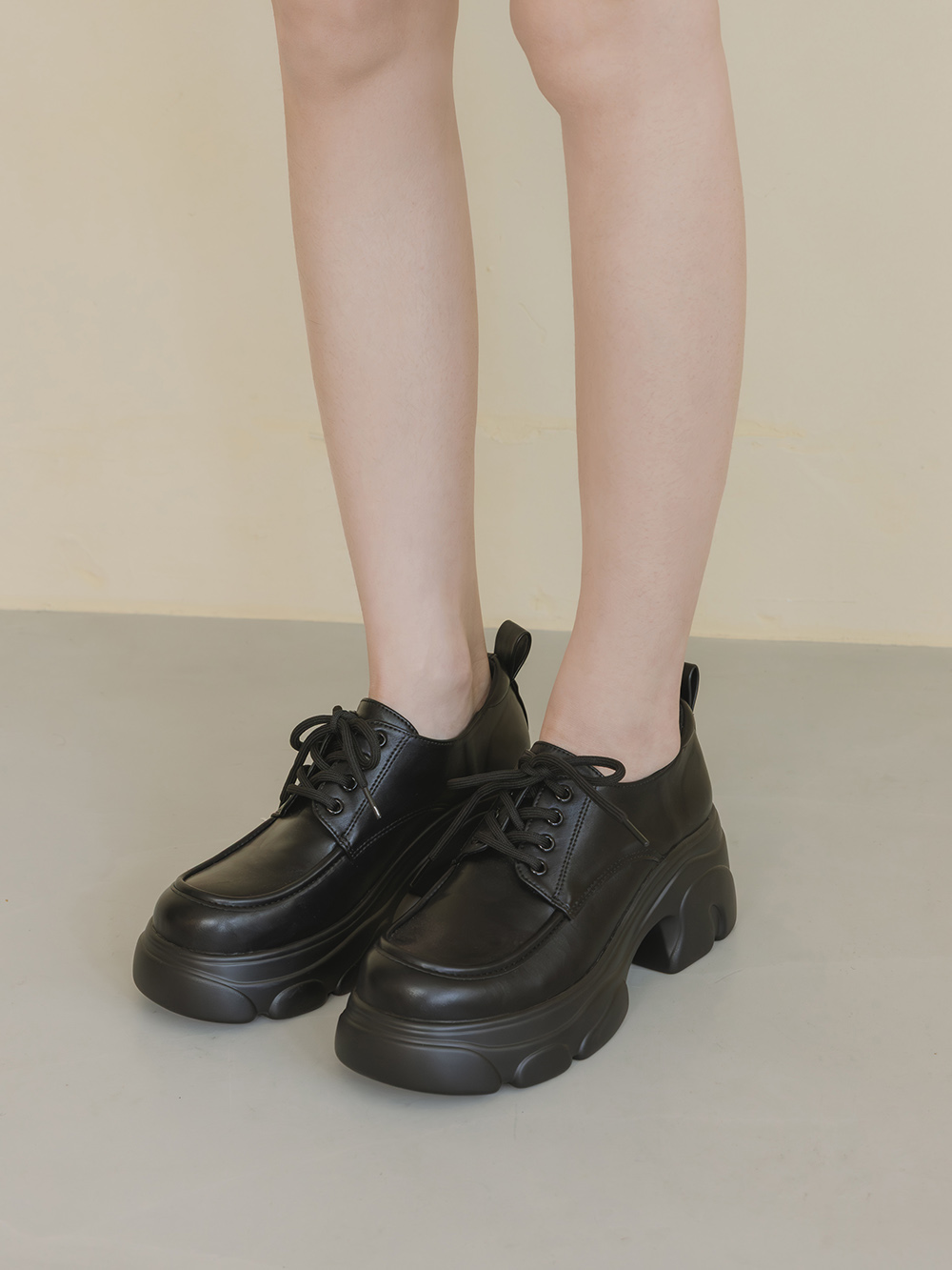 模範校花輕量鋸齒增高底德比鞋 黑