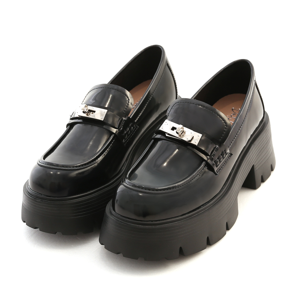 Metal Lock Lightweight Platform Loafers Patent black