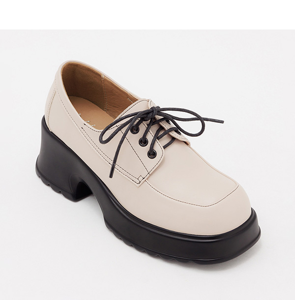 Preppy Style Lightweight Lace-up Derby Shoes Beige