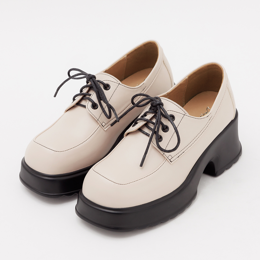 Preppy Style Lightweight Lace-up Derby Shoes Beige