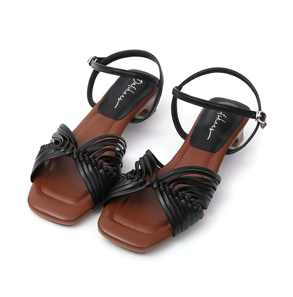 Summer Muse Woven V-Strap Cloud Sandals Black