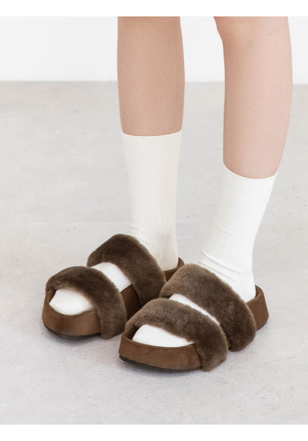 軟萌毛毛一字雙帶厚底拖鞋 咖色