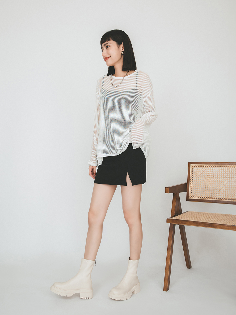 心動瞬間．加厚鬆糕底瘦瘦短靴 香草米白