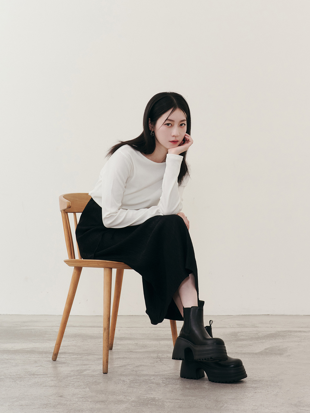 愛豆指定厚底切爾西短靴 黑色