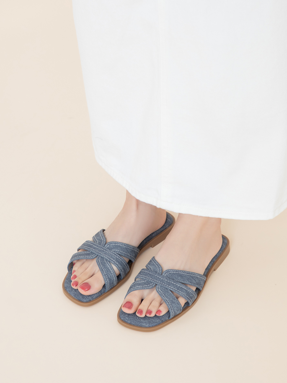 慵懶假期立體車線平底拖鞋 牛仔藍
