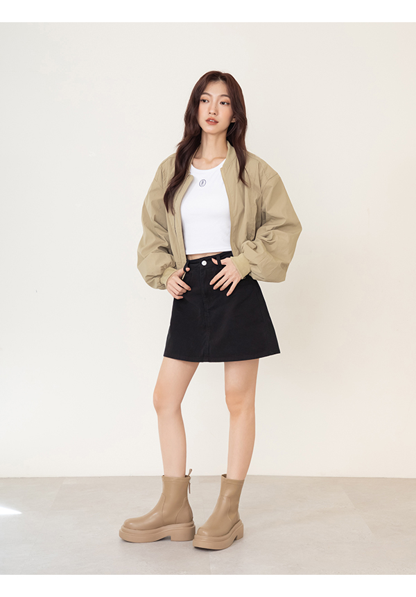 安可返場輕量底素面瘦瘦短靴 杏色