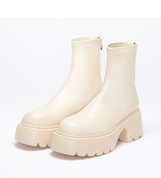 Lightweight Slimming Ankle Boots Vanilla