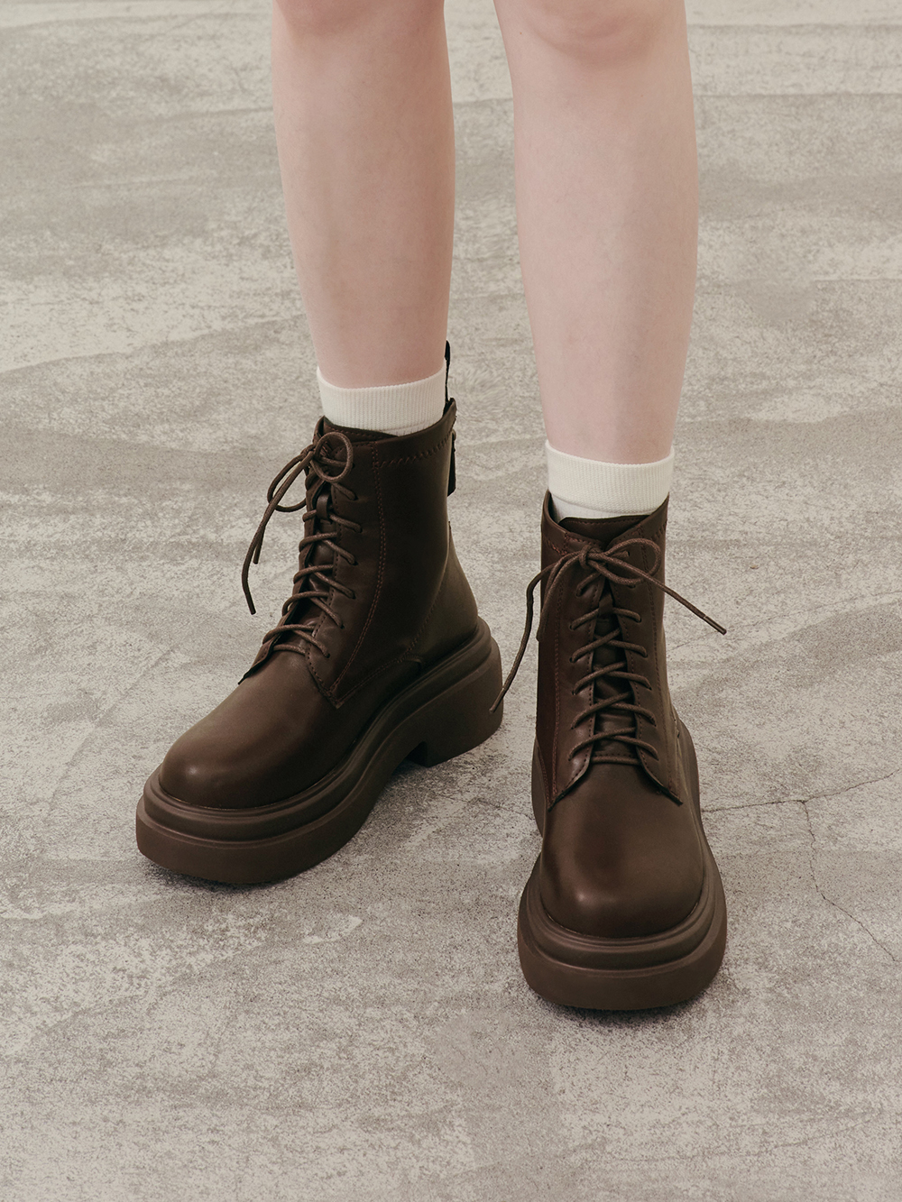 偶像學園輕量厚底綁帶短靴 咖啡色