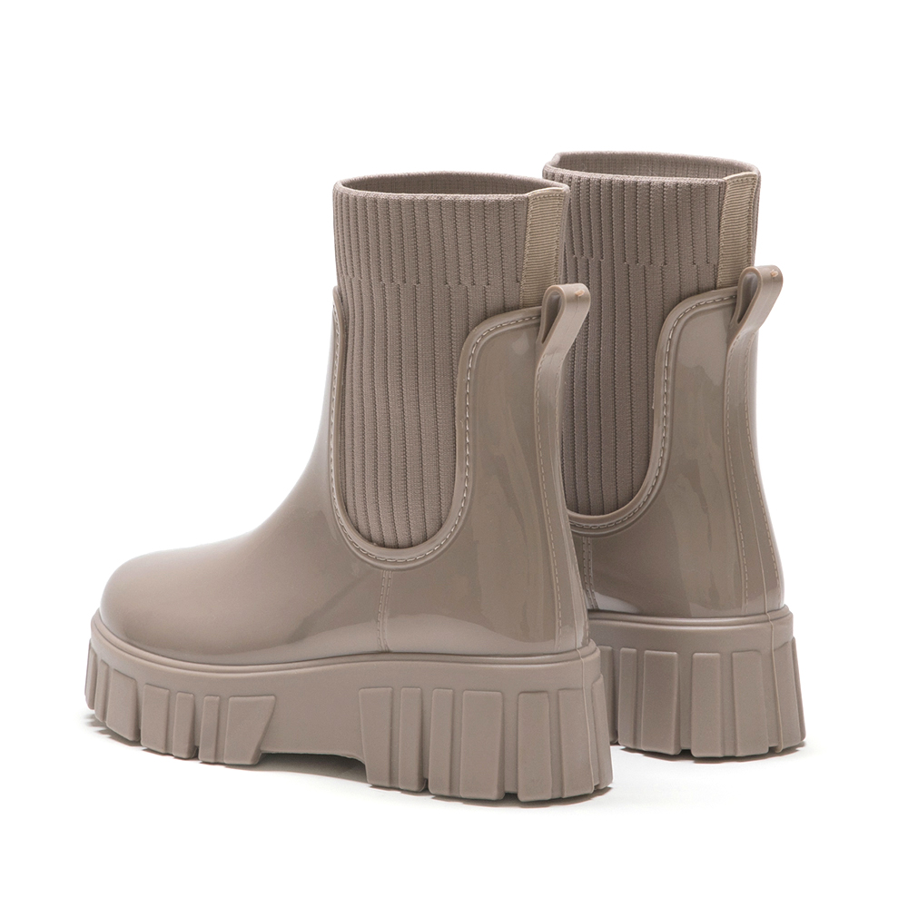 潮人時尚．鋸齒底針織拼接短筒雨靴 奶茶杏