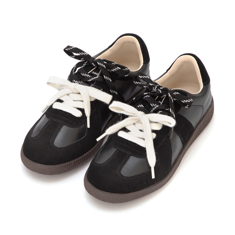 復古色調雙色鞋帶真皮德訓鞋 黑色