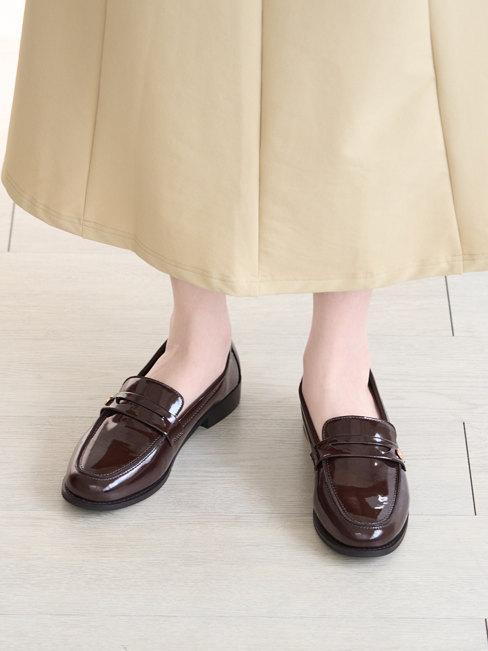 日常好搭4D釋壓平底樂福鞋 咖啡色