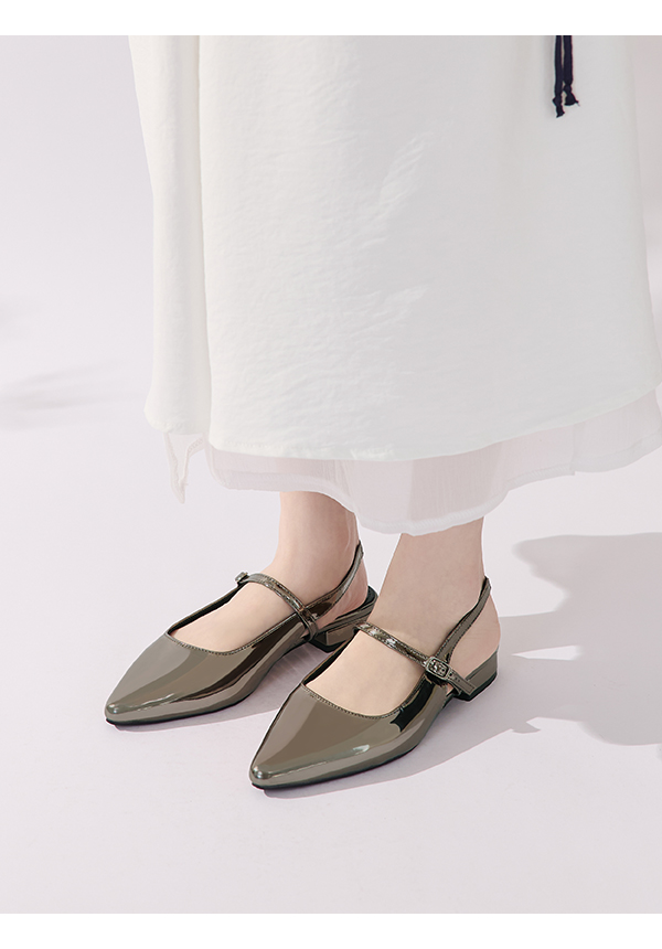 優雅氣場尖頭後空低跟鞋 星耀銀灰