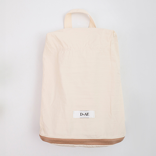 品牌旅行鞋袋(市價$390) 休閒白