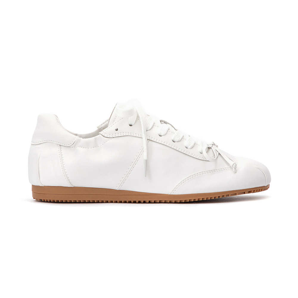 絲絨光感綁帶芭蕾風休閒鞋 白色