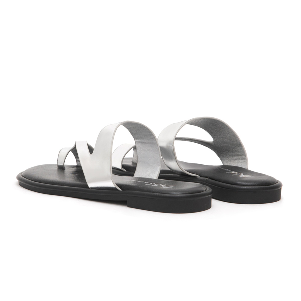 Diagonal Strap Soft Toe Loop Sandals Silver