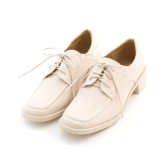 Square Toe Lace-Up Wooden Heel Derby Shoes Vanilla