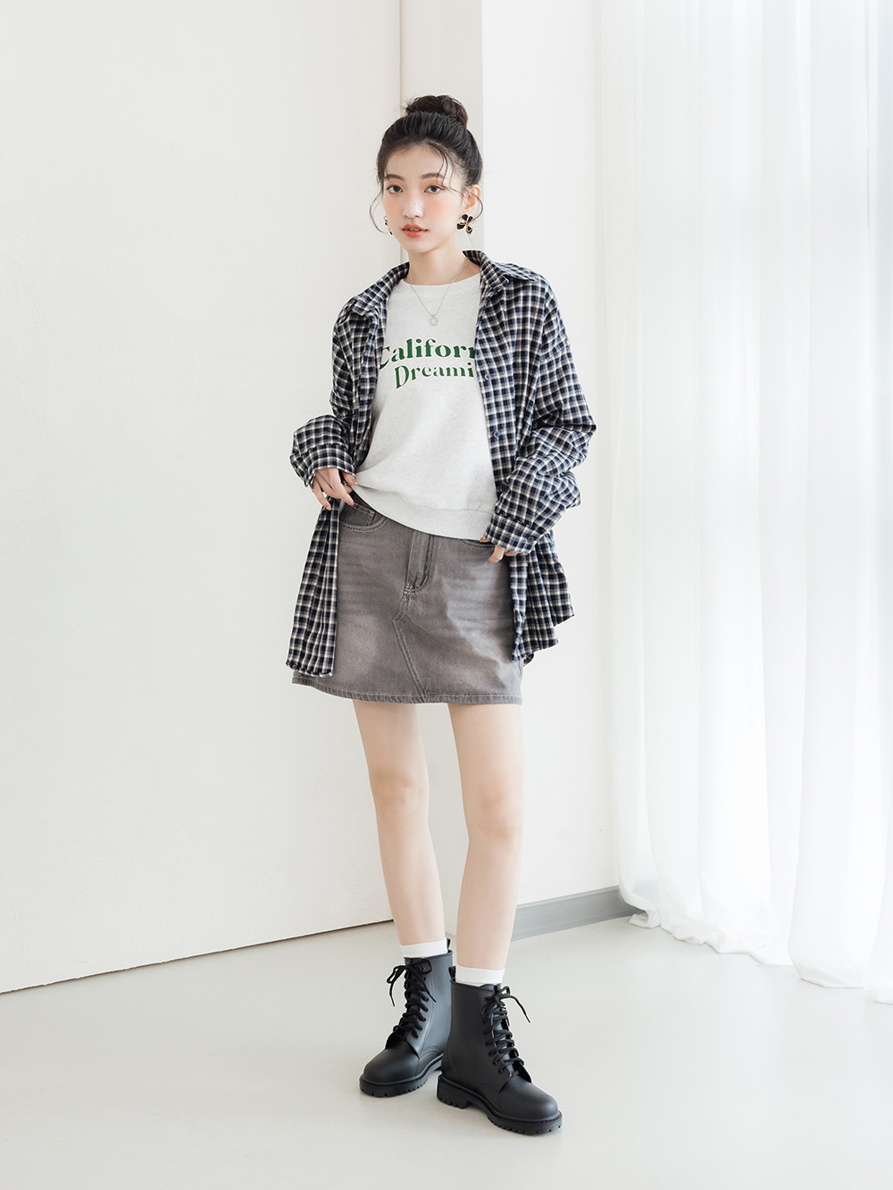 【機能鞋墊】綁帶造型短筒馬丁雨靴 黑色