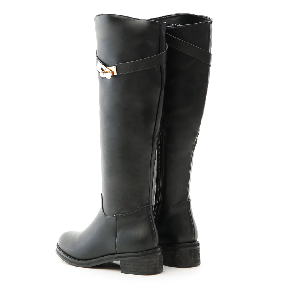 shark lock boots