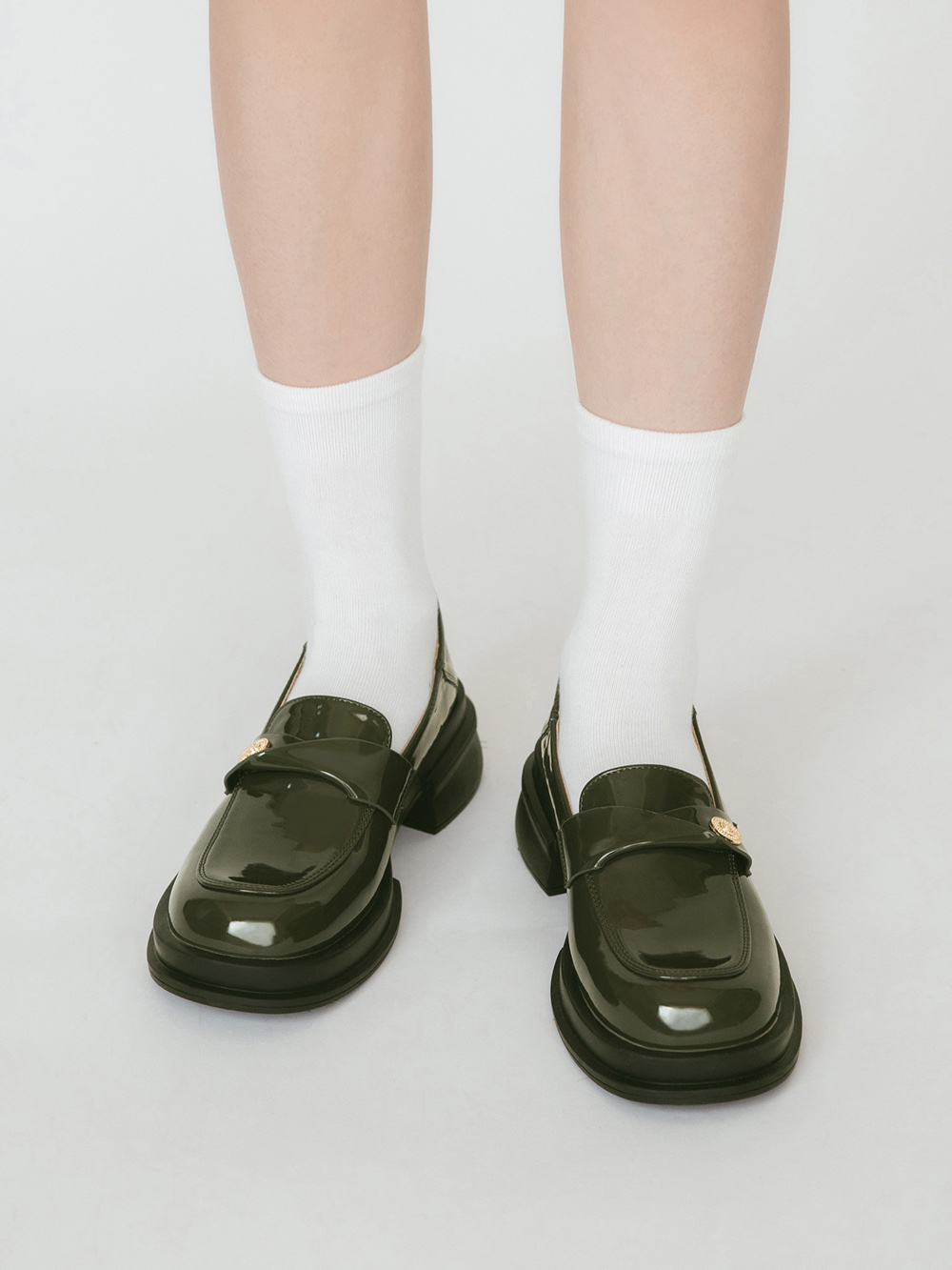 低調貴族．小錢幣扭結方頭樂福鞋 復古綠