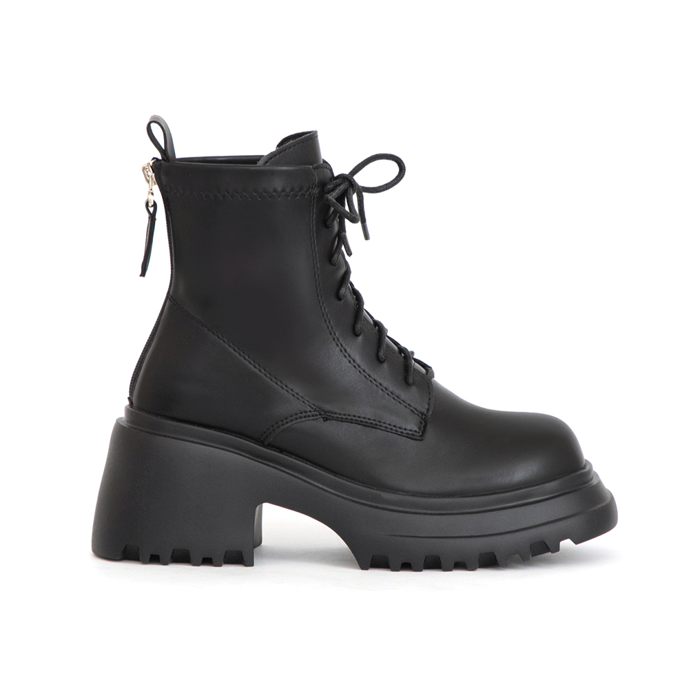 女團風輕量厚底綁帶短靴 黑色