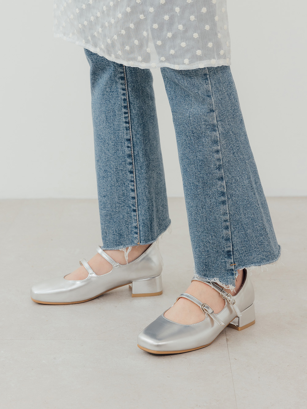 珍妮旋風．4D氣墊雙帶低跟瑪莉珍鞋 百搭銀