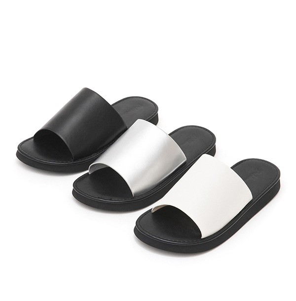 Minimalist Wide Strap Thick Sole Slippers White