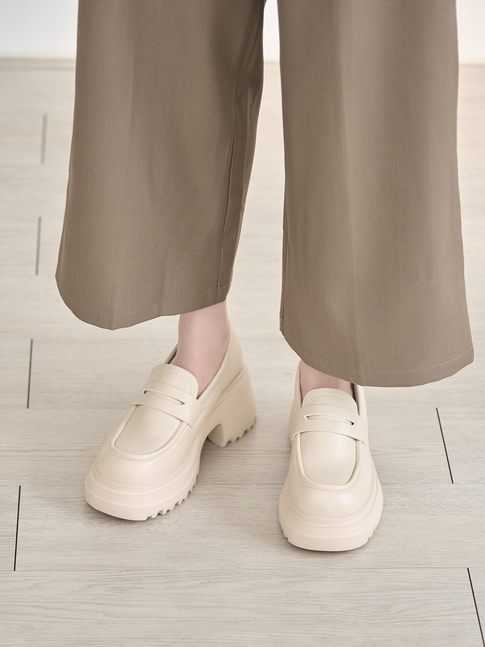 學霸女神增高加厚底樂福鞋 米白