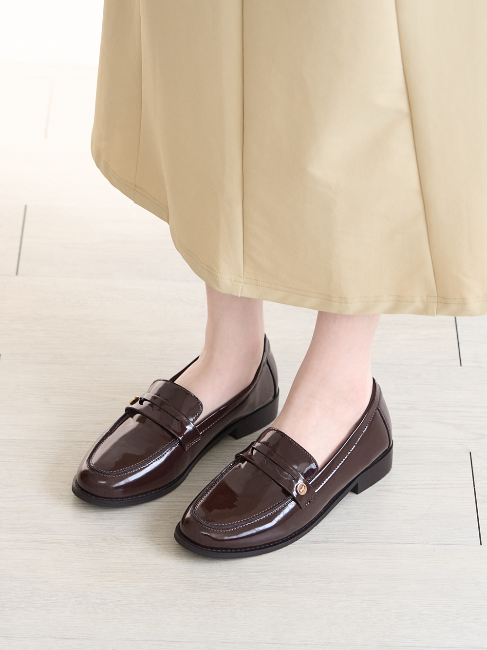 日常好搭4D釋壓平底樂福鞋 咖啡色