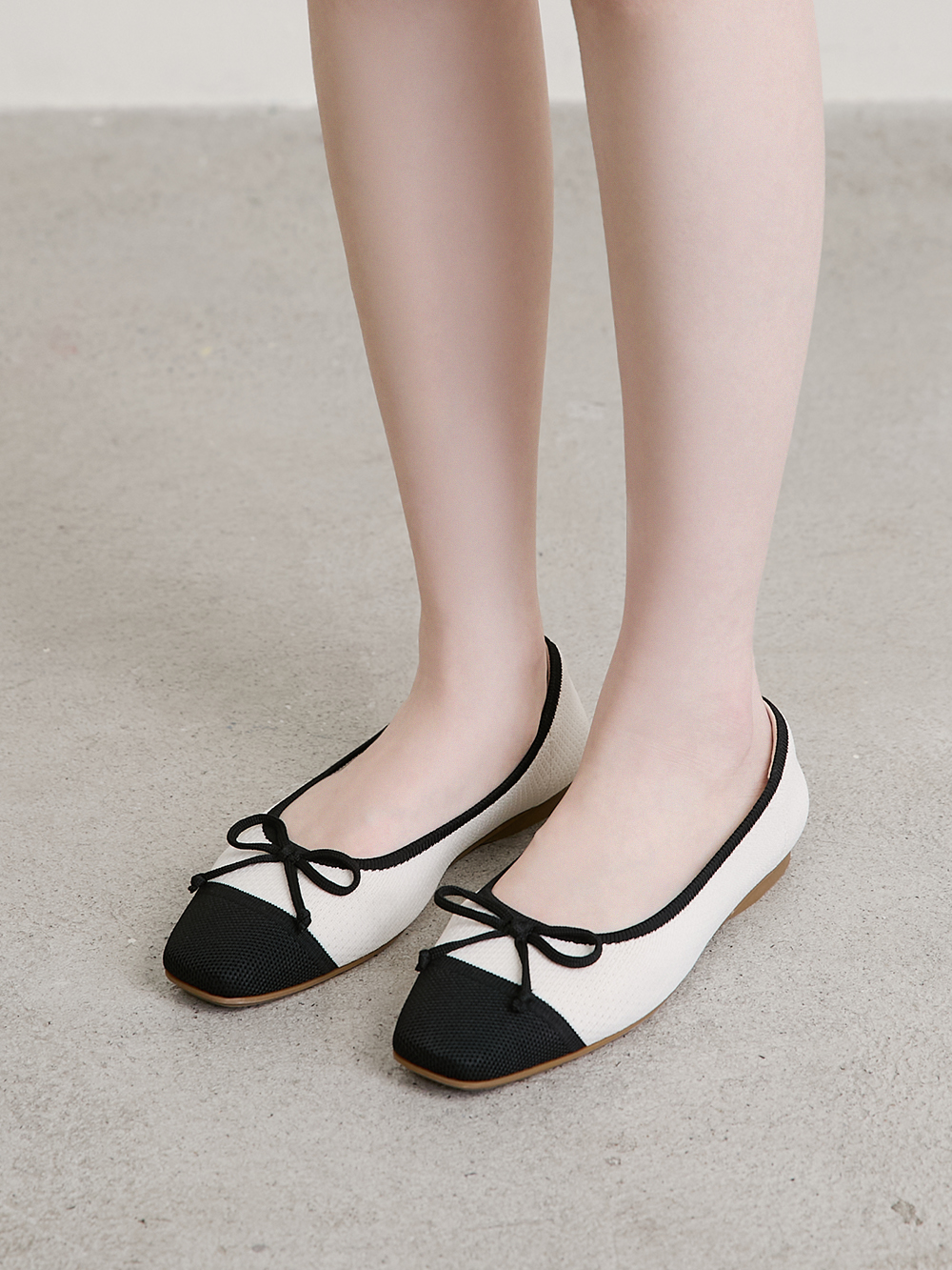 【3D零感雲織鞋】蝴蝶結方頭芭蕾鞋 黑x白