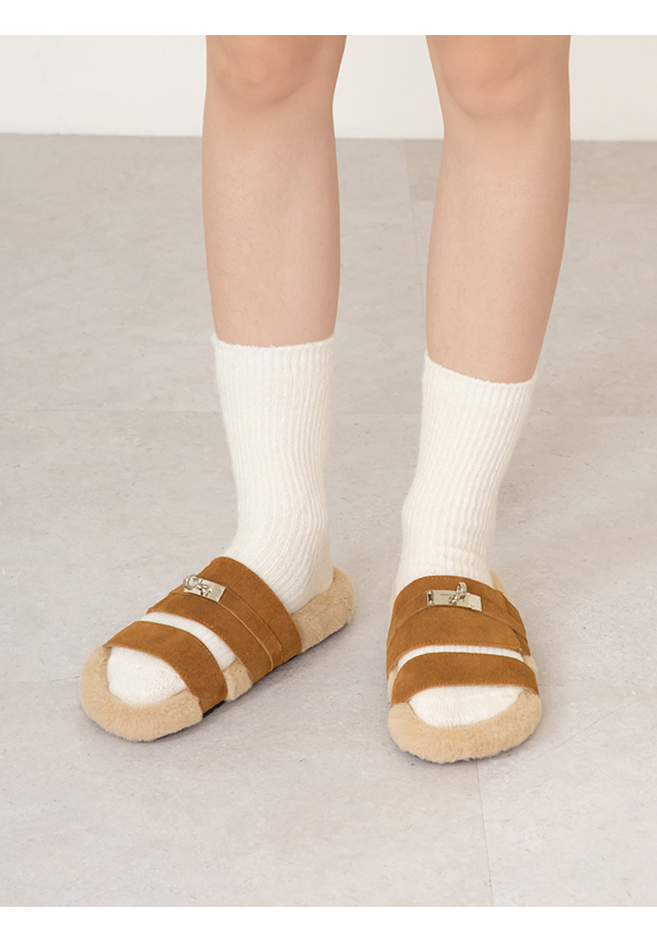 質感金屬鎖釦真皮毛毛拖鞋 棕色