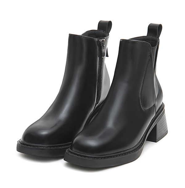 Square-Toe Wooden-Heel Chelsea Boots Black