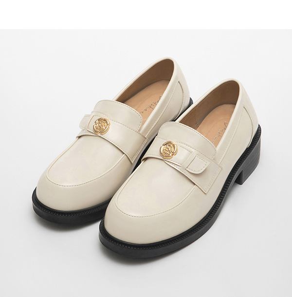 Camellia Embellished Round Toe Loafers Vanilla