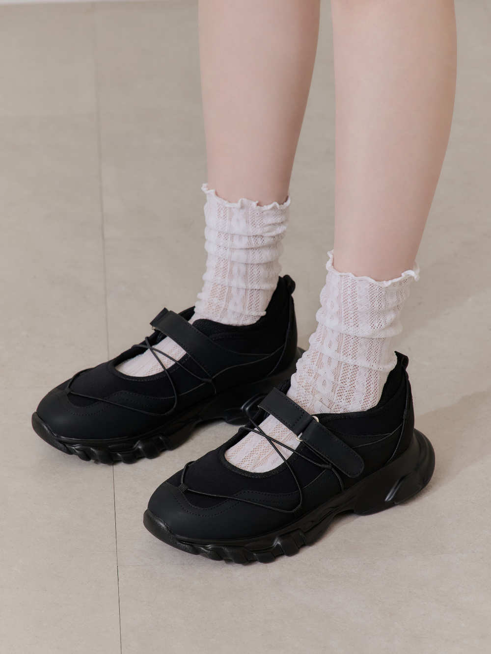 氣墊回彈輕量運動風芭蕾鞋 黑